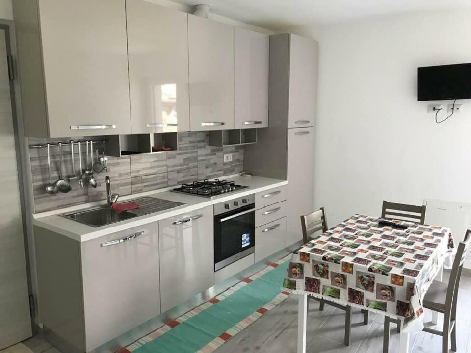 Ca' Da Berabusch Apartment กราเวโดนา ภายนอก รูปภาพ